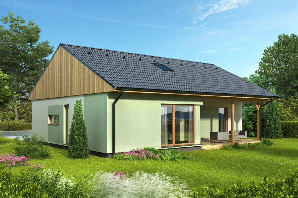 3D-Rendering eines kleinen Einfamilienhauses mit hellen Wänden, dunklem Satteldach, Holzverkleidung an der Giebelseite und einer Terrasse, umgeben von einem gepflegten Garten.